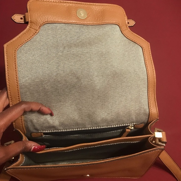 Leather Vince Camuto bag - Picture 5 of 6